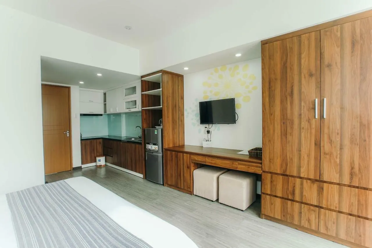 Royal Lion Hotel & Apartment Da Nang