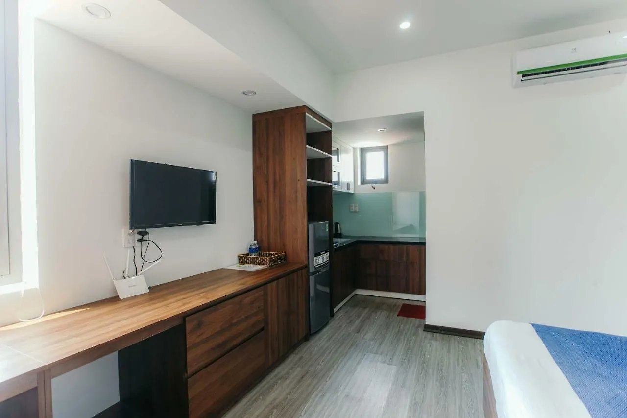 Royal Lion Hotel & Apartment Da Nang 3*,  Vietnam