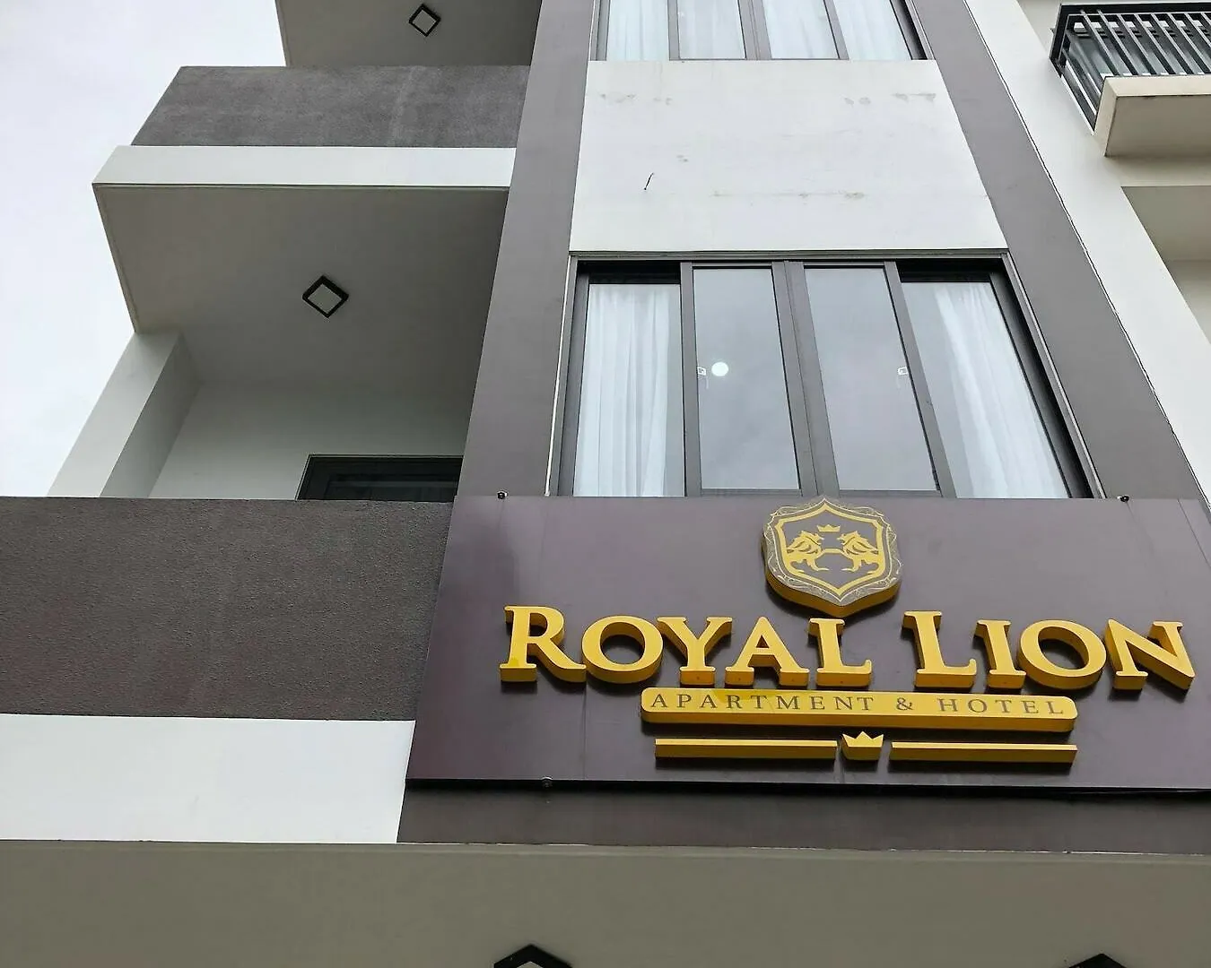 Royal Lion Hotel & Apartment Da Nang